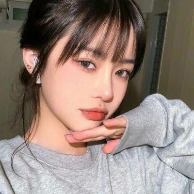 酷爱电影的庞波小姐